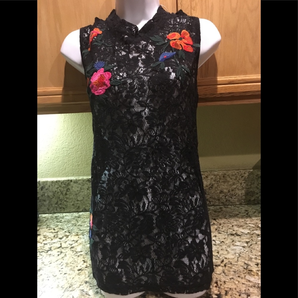 Lace embroidered tunic